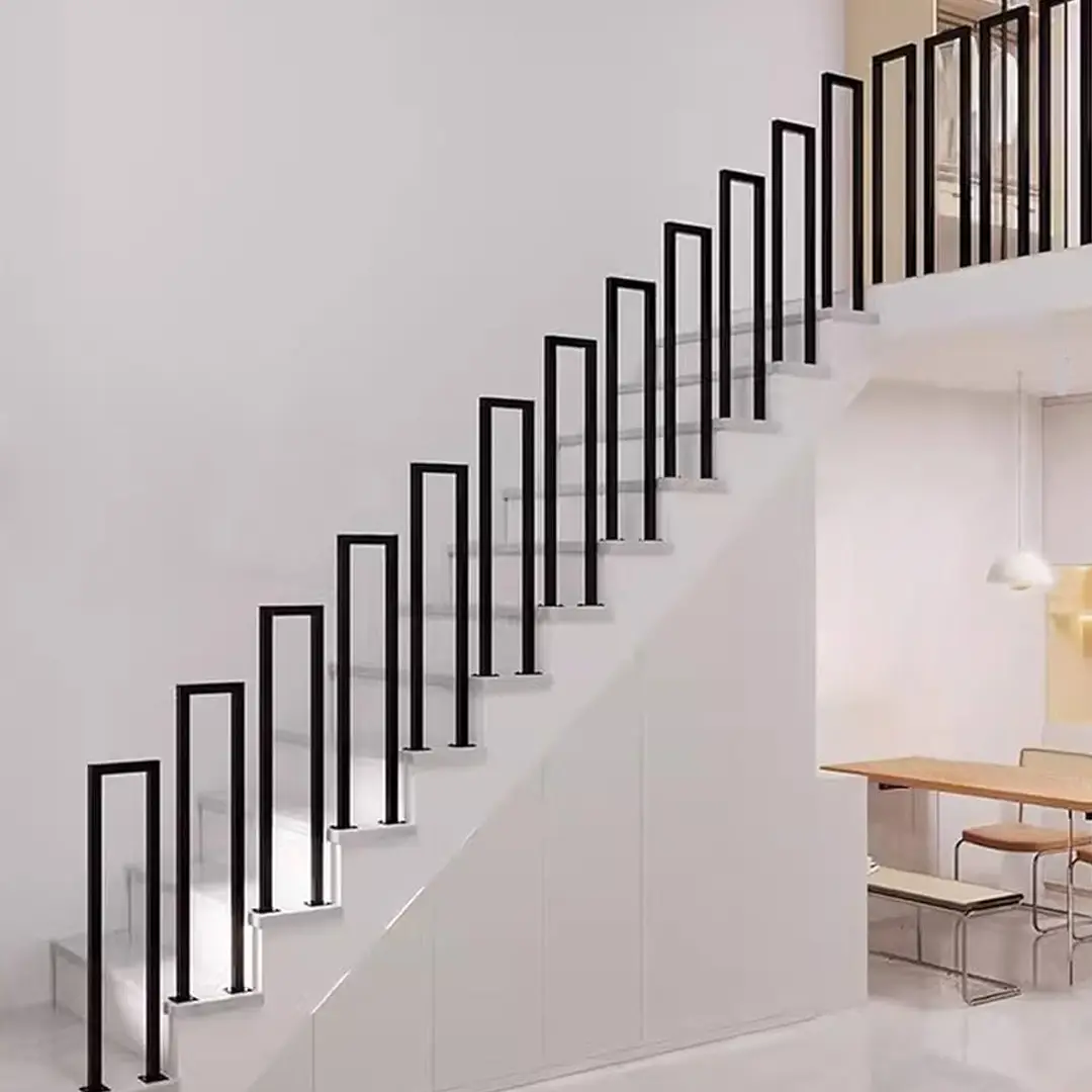 Barandilla de Escalera Interior con Barras en Forma de U Invertida